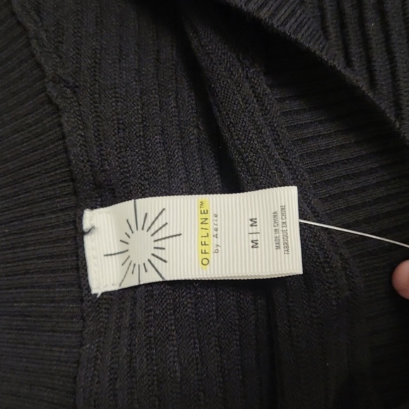 NWT! Offline by AERIE Black Home Stretch Off the Shoulder Sweater! Size M! - Picture 7 of 17